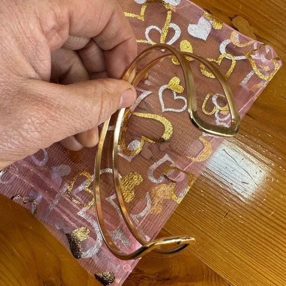 Delicate Gold Tone Open Bangle Arm Bracelet - Picture 4 of 4